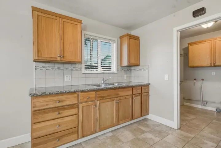 29 Dawson Street, Watsonville, California 95076