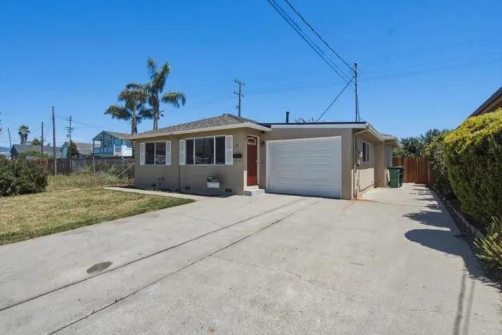 29 Dawson Street, Watsonville, California 95076