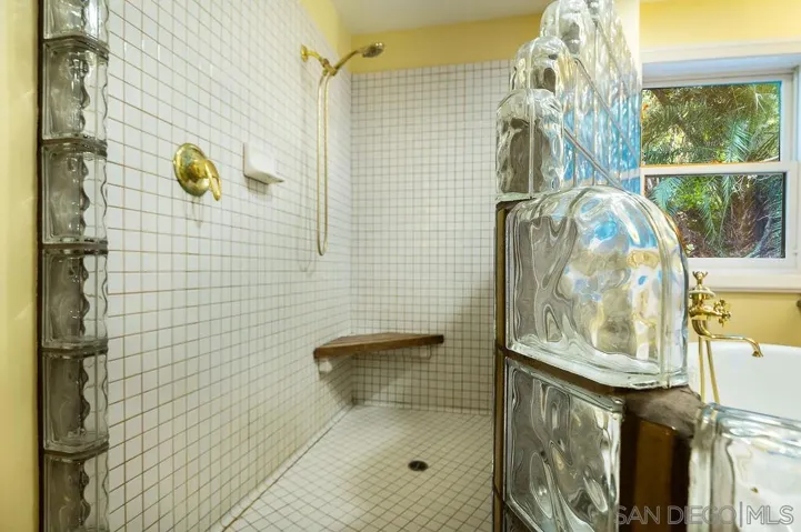 9707 Shadow Rd, La Mesa, California 91941
