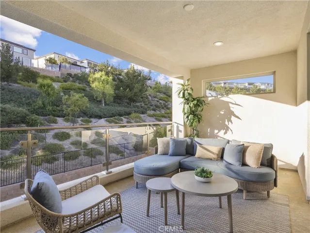 20407 W Aberdeen Lane, Porter Ranch, California 91326