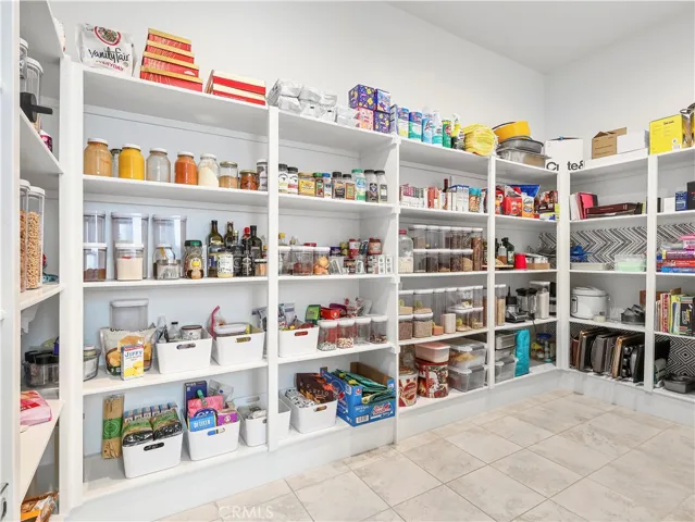 20407 W Aberdeen Lane, Porter Ranch, California 91326