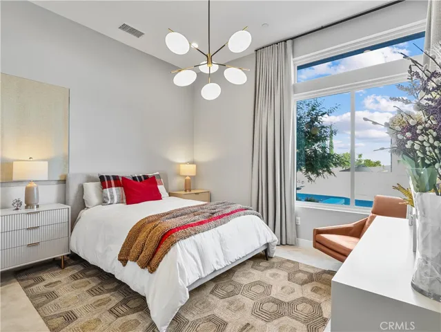 20407 W Aberdeen Lane, Porter Ranch, California 91326