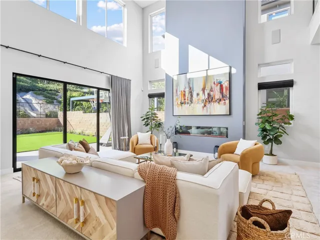 20407 W Aberdeen Lane, Porter Ranch, California 91326
