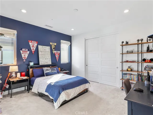 20407 W Aberdeen Lane, Porter Ranch, California 91326