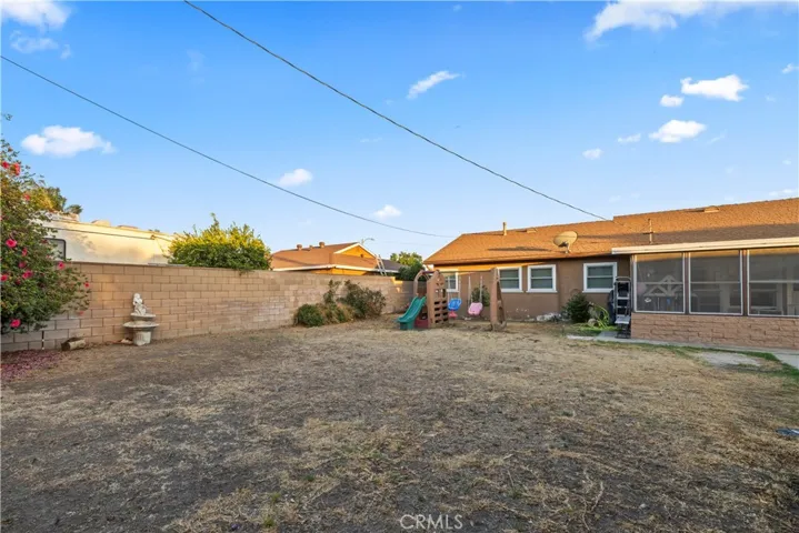 4770 San Bernardino, Montclair, California 91763