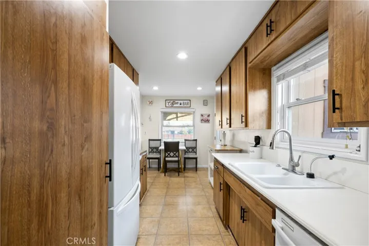 4770 San Bernardino, Montclair, California 91763