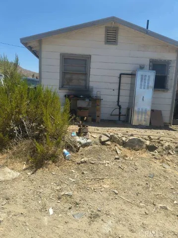 20727 Canyon, Apple Valley, California 92308