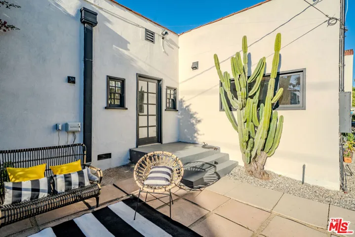 173 S Kingsley Drive, Los Angeles, California 90004