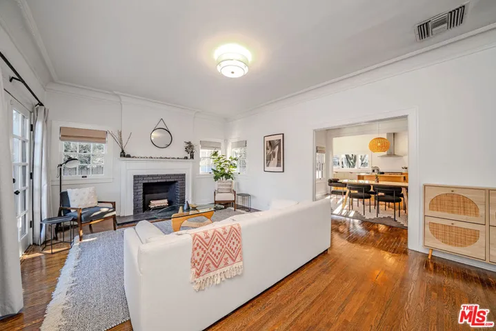 173 S Kingsley Drive, Los Angeles, California 90004