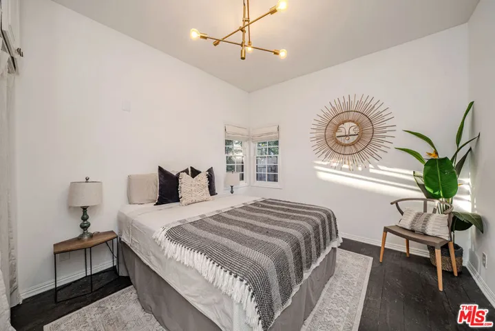 173 S Kingsley Drive, Los Angeles, California 90004