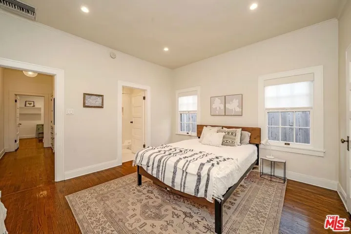 173 S Kingsley Drive, Los Angeles, California 90004