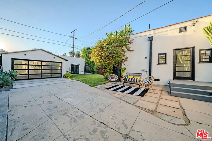 173 S Kingsley Drive, Los Angeles, California 90004