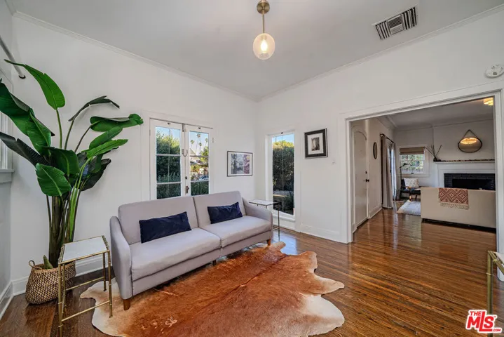 173 S Kingsley Drive, Los Angeles, California 90004