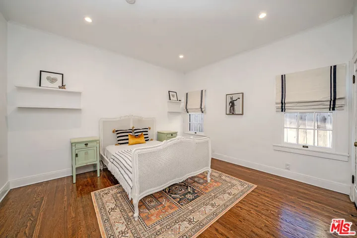 173 S Kingsley Drive, Los Angeles, California 90004