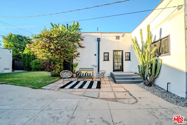 173 S Kingsley Drive, Los Angeles, California 90004