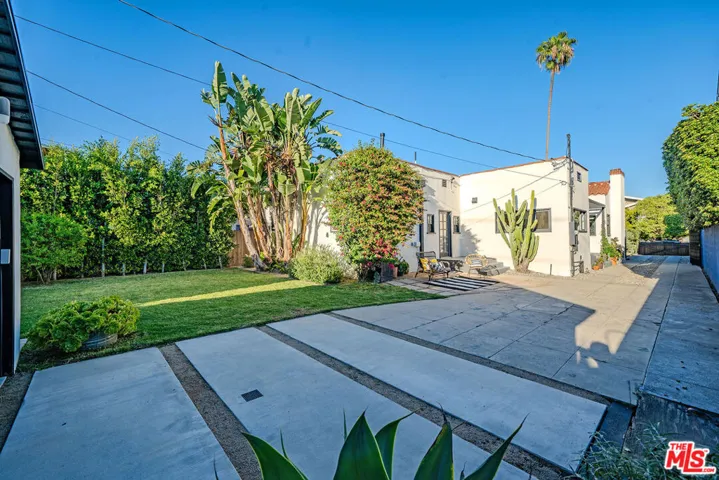 173 S Kingsley Drive, Los Angeles, California 90004