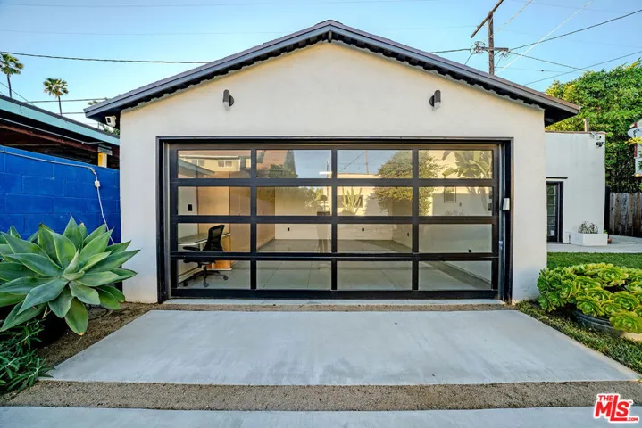 173 S Kingsley Drive, Los Angeles, California 90004