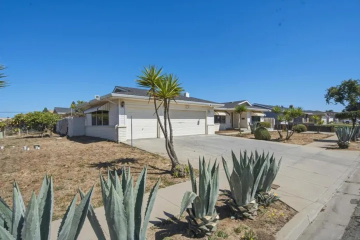 1505 Atherton Way, Salinas, California 93906