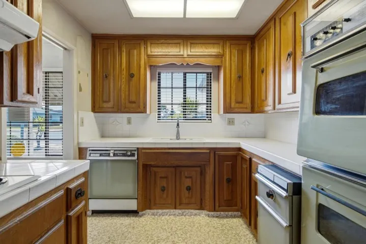 1505 Atherton Way, Salinas, California 93906