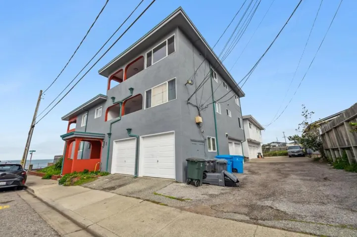 1 Paloma Avenue, Pacifica, California 94044