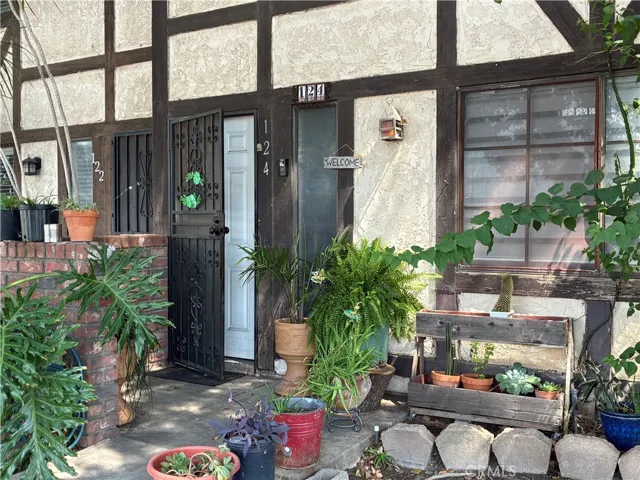 124 E Merrill, Rialto, California 92376