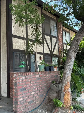 124 E Merrill, Rialto, California 92376