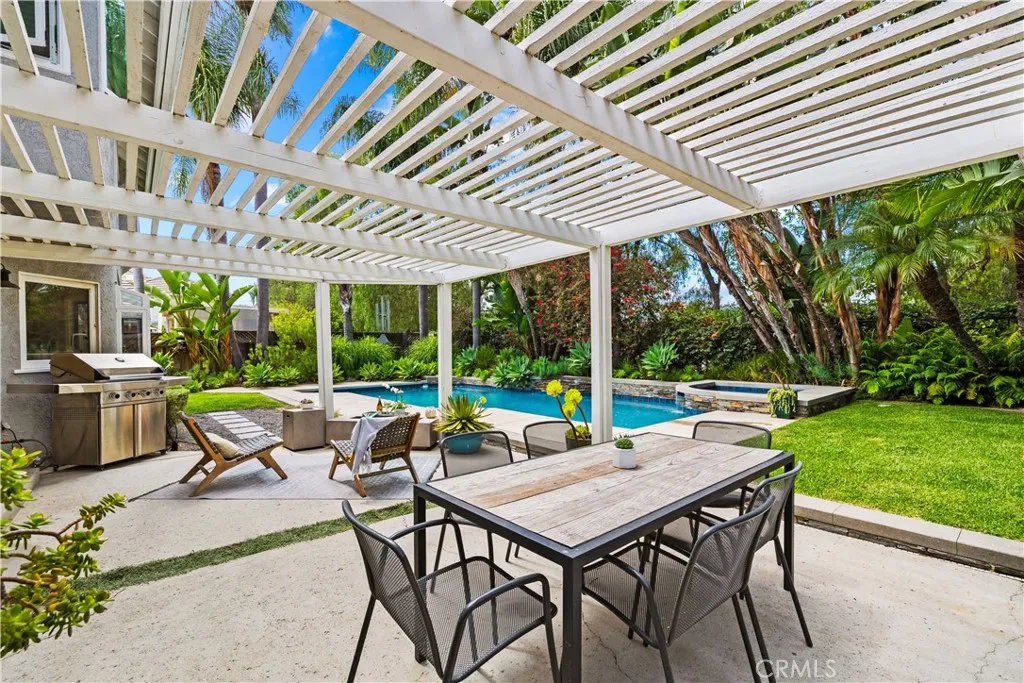 Pool renovated in 2016 and is a show stopper!