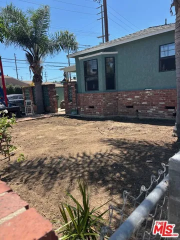 3497 Redwood Avenue, Los Angeles, California 90066