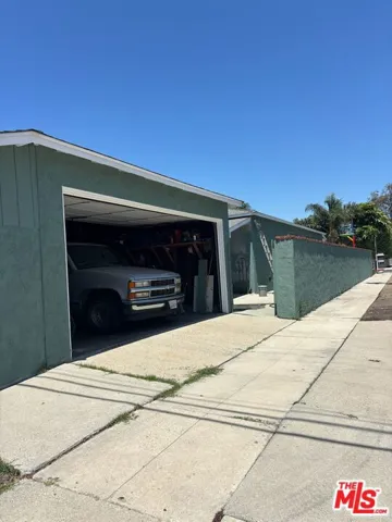 3497 Redwood Avenue, Los Angeles, California 90066