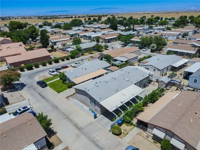45465 E 25th Street 44, Lancaster, California 93535