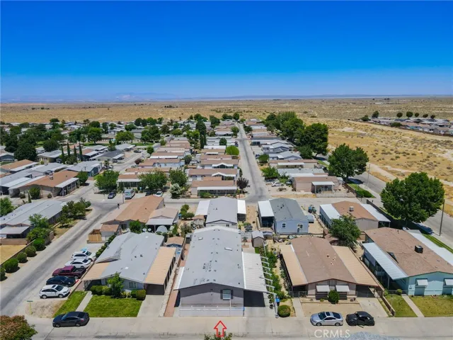 45465 E 25th Street 44, Lancaster, California 93535