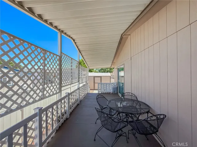 45465 E 25th Street 44, Lancaster, California 93535