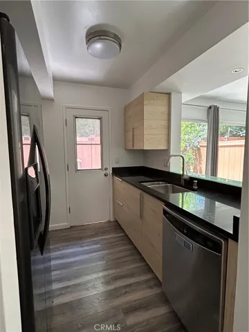27424 Country Glen Road, Agoura Hills, California 91301
