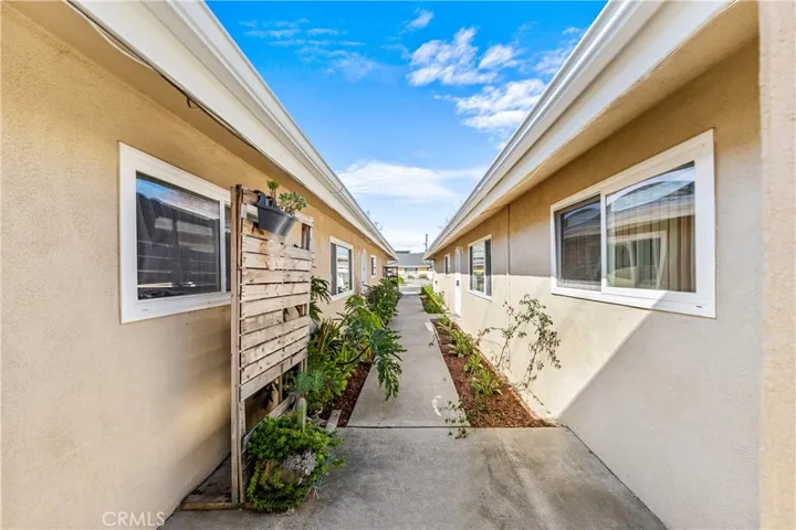 5932 Santa Barbara Avenue E B, Garden Grove, California 92845