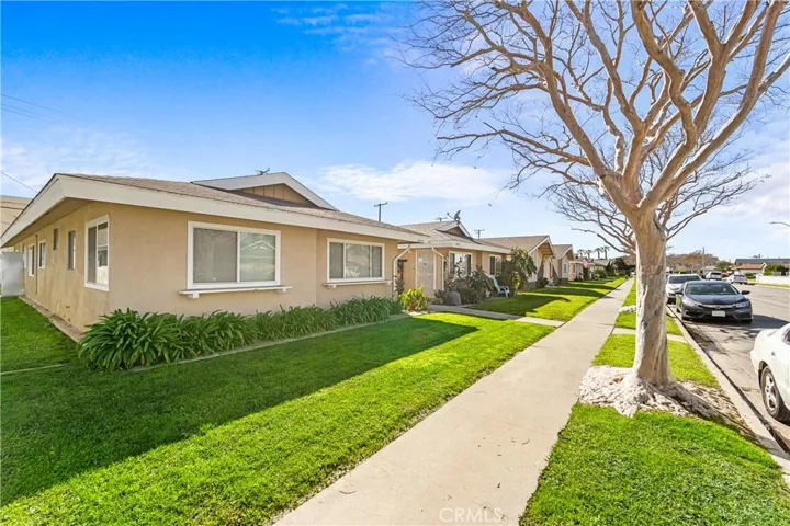 5932 Santa Barbara Avenue E B, Garden Grove, California 92845
