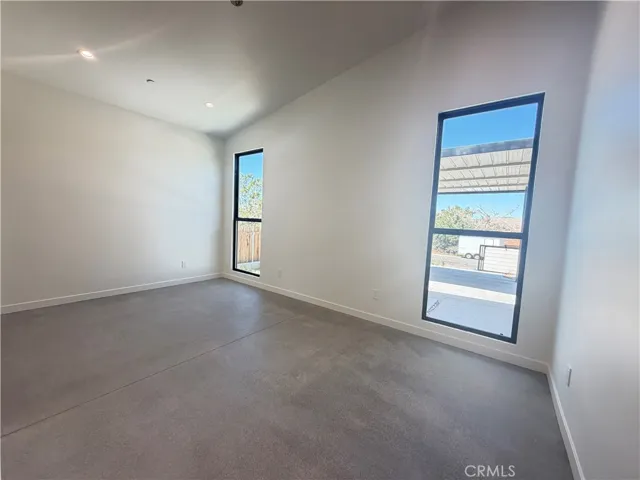 61523 Capilla Drive, Joshua Tree, California 92252