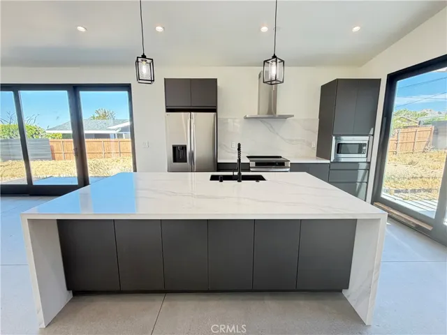 61523 Capilla Drive, Joshua Tree, California 92252