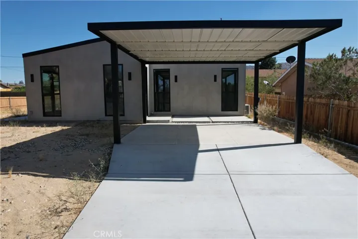 61523 Capilla Drive, Joshua Tree, California 92252