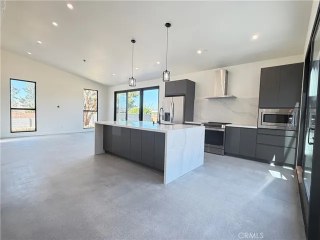 61523 Capilla Drive, Joshua Tree, California 92252