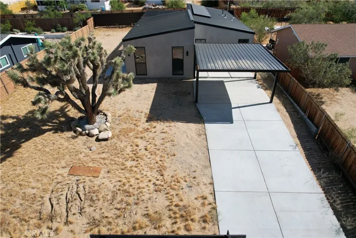 61523 Capilla Drive, Joshua Tree, California 92252