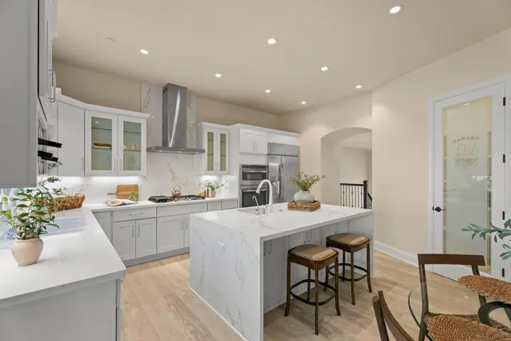 9175 Tea Tree Way, Gilroy, California 95020