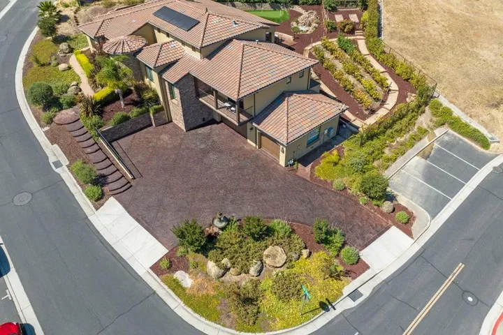 9175 Tea Tree Way, Gilroy, California 95020