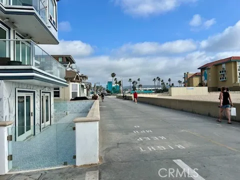 124 Lyndon Street, Hermosa Beach, California 90254