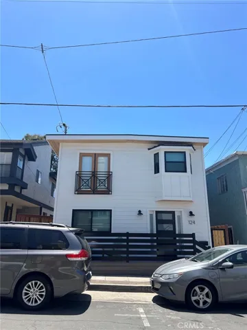 124 Lyndon Street, Hermosa Beach, California 90254
