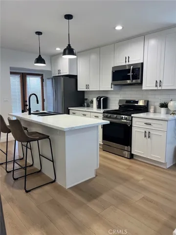 124 Lyndon Street, Hermosa Beach, California 90254