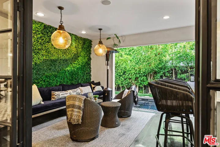 3159 Thatcher Avenue, Marina Del Rey, California 90292