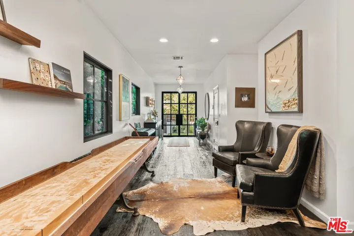 3159 Thatcher Avenue, Marina Del Rey, California 90292