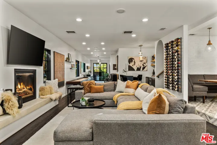 3159 Thatcher Avenue, Marina Del Rey, California 90292