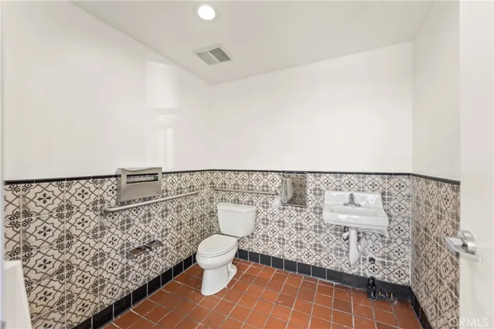 11100 Downey, Downey, California 90241