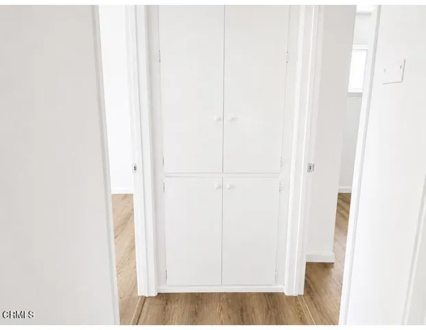 built-in cabinet
